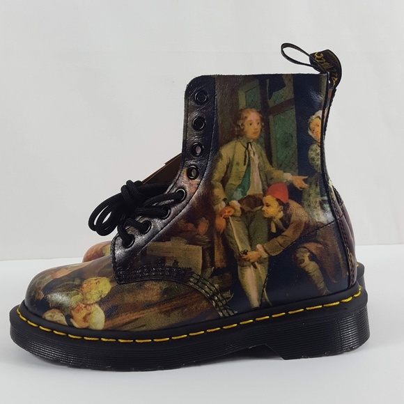 Dr. Martens Rare Hogarth Renaissance Pascal Boot 5 - Picture 2 of 4